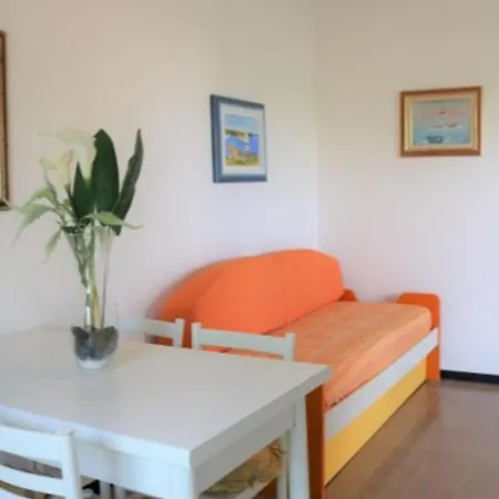 Apartment Lovely Bright Flat Few Steps Away From The Bibione